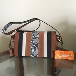 ✨Cute Printed Brown & Black Purse with Snake Print